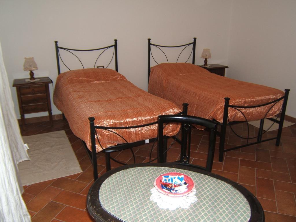 Bel Sit Apartman Bologna Szoba fotó