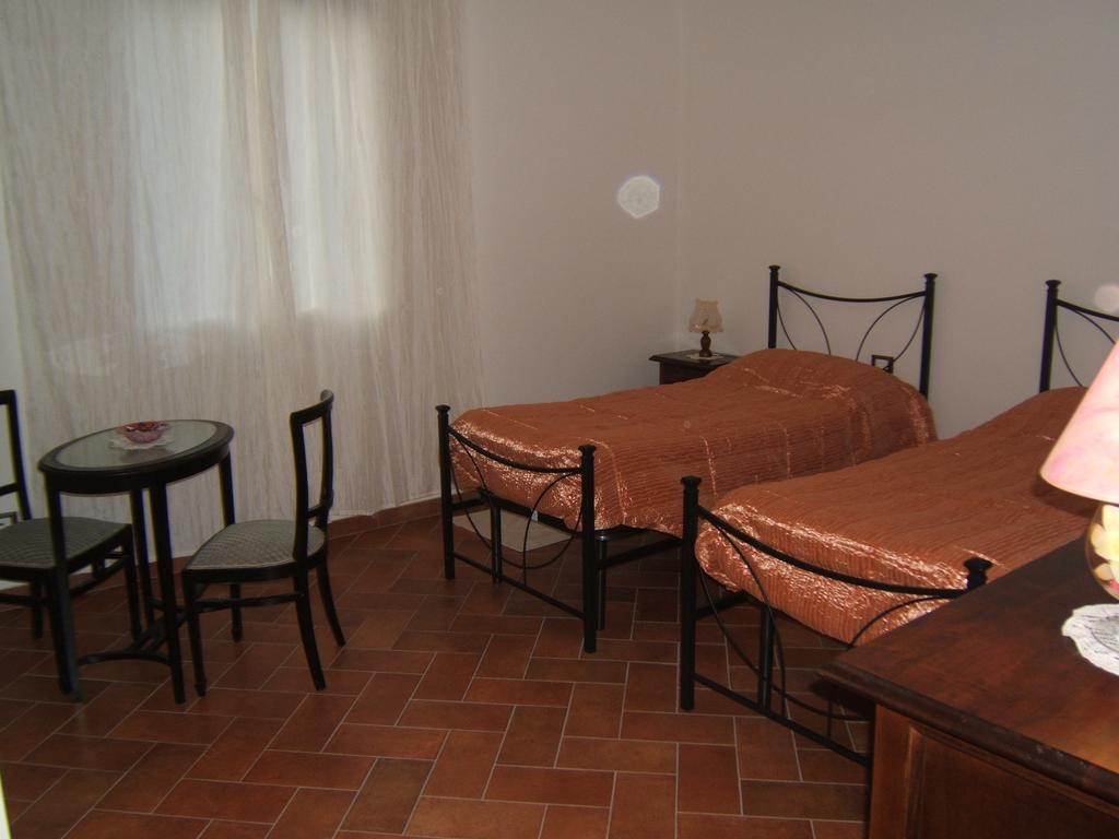 Bel Sit Apartman Bologna Szoba fotó