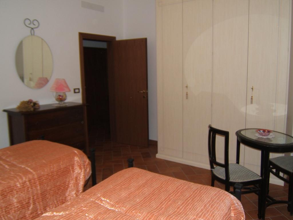 Bel Sit Apartman Bologna Szoba fotó